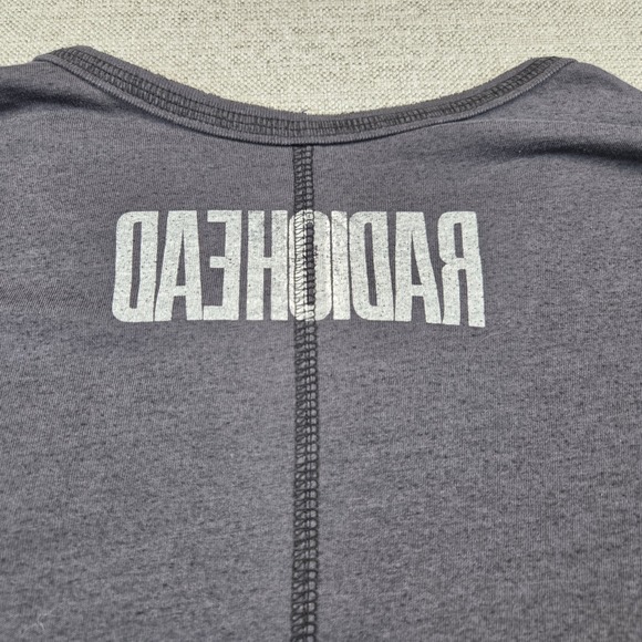 Radiohead Waste Gray Bear Long Sleeve T-Shirt Women's Large Alternative Rock Y2K - Picture 5 of 7